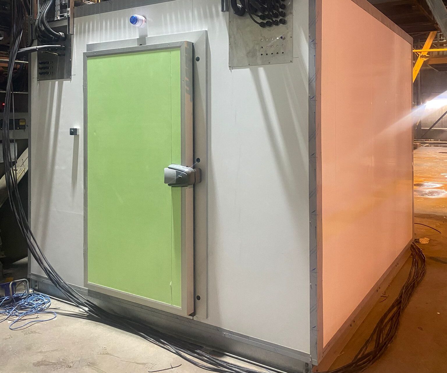 WhatsApp Image 2025-11-16 at 19.34.37